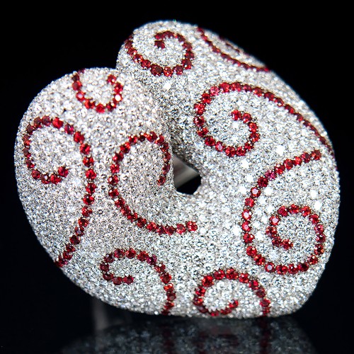 Palmiero Jewellery white gold ring with diamonds and red sapphires