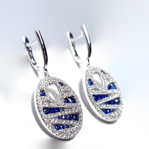 White gold earrings with diamonds and sapphires