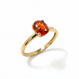 Dzeltenā zelta gredzens ar uguns opālu