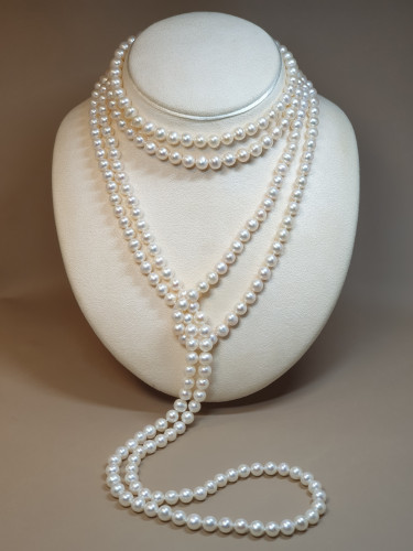 HESSE PEARLS NECKLACE