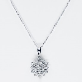 NECKLACE WITH DIAMONDS